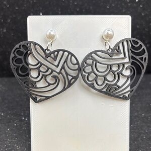 Black Heart Stud Earrings